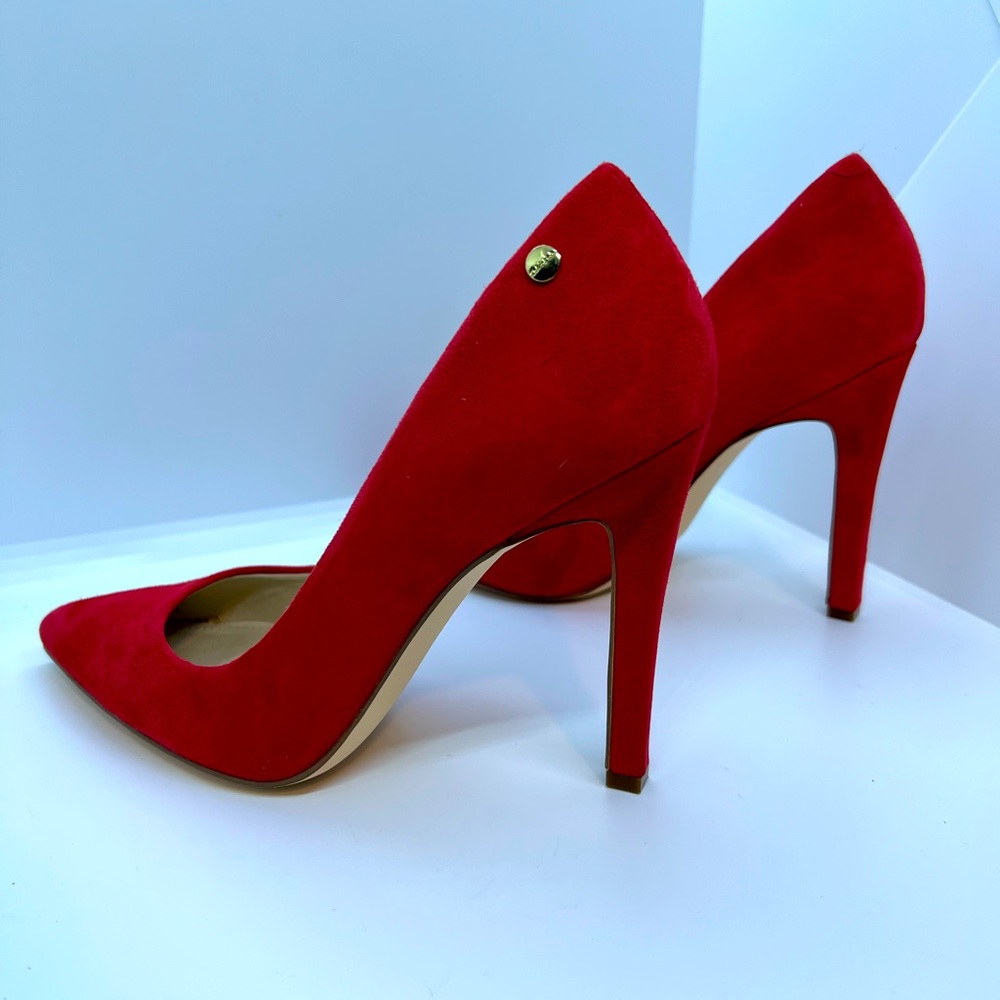 Beautiful Red Suede Calvin Klein Heels Sz8.5.